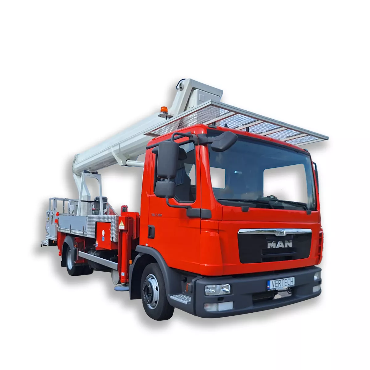 Podnośnik 33m na samochodzie