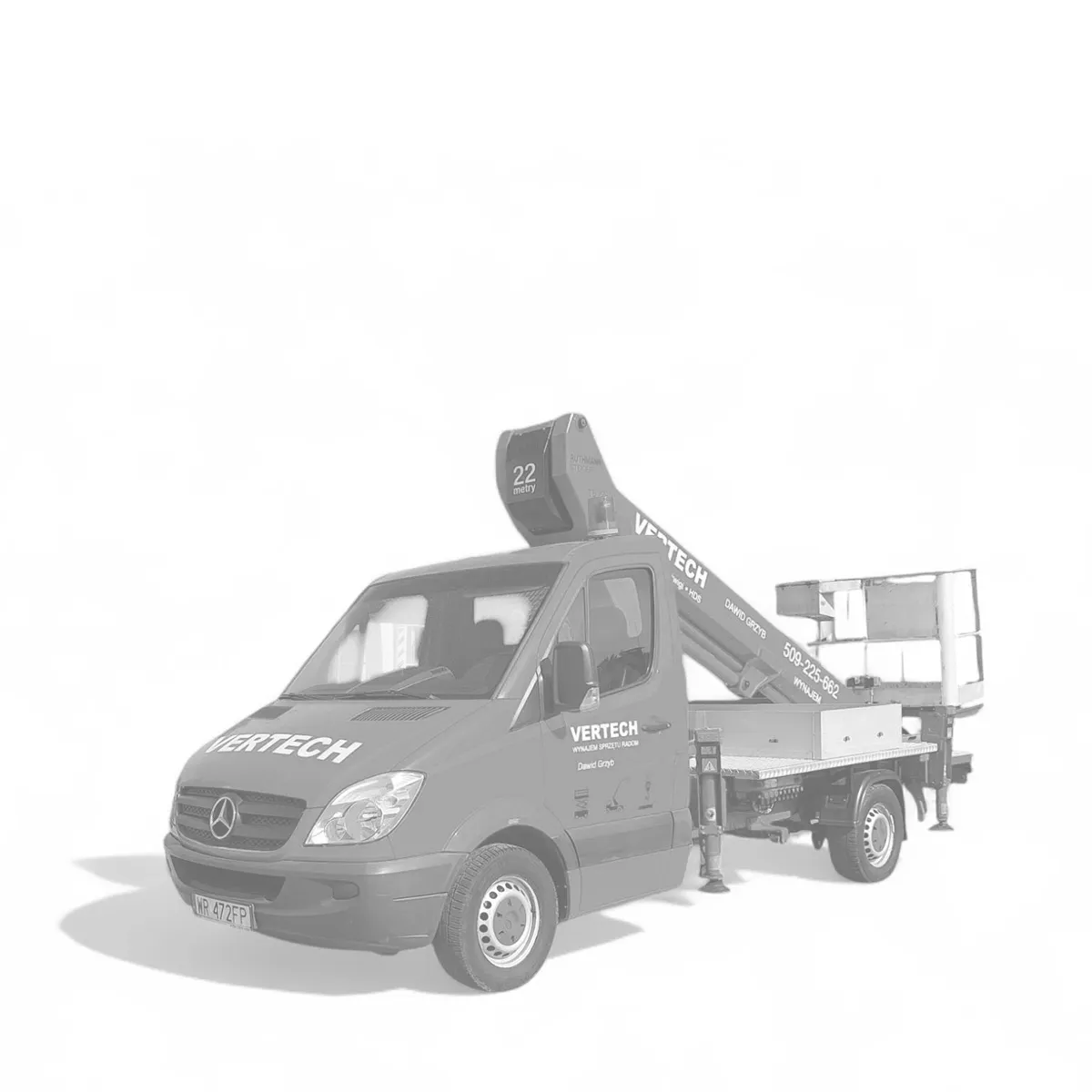 Podnośnik 25m na samochodzie